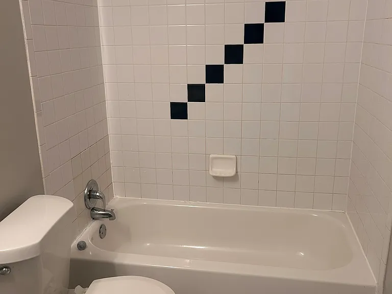 308 Anderson Ave NW #A — Photo 11