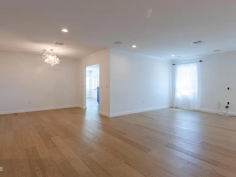 4612 Viro Rd — Photo 3
