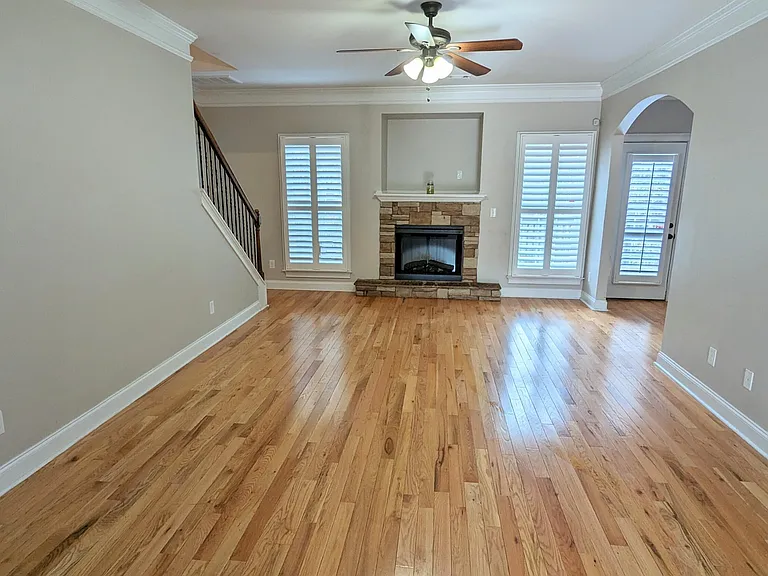 9512 Berwick Ct — Photo 4