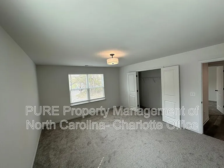 2649 Hemphill St — Photo 26