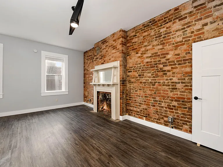 213 Mulberry St #1A — Photo 15