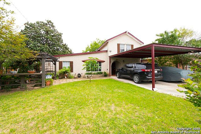 1st image of 226 Ravenhill Dr