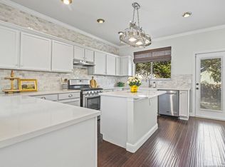 8611 Willow Glen Dr, San Antonio, TX 78250