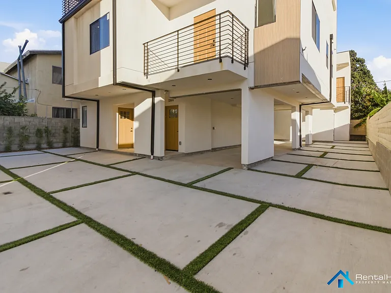 328 N La Fayette Park Pl — Photo 21