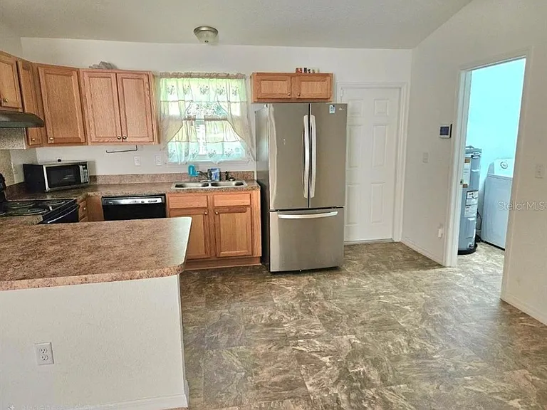 6744 NW 61st Ct — Photo 4