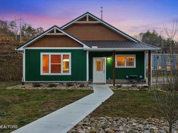 1012 Pinyon Cir, Pigeon Forge, TN 37863