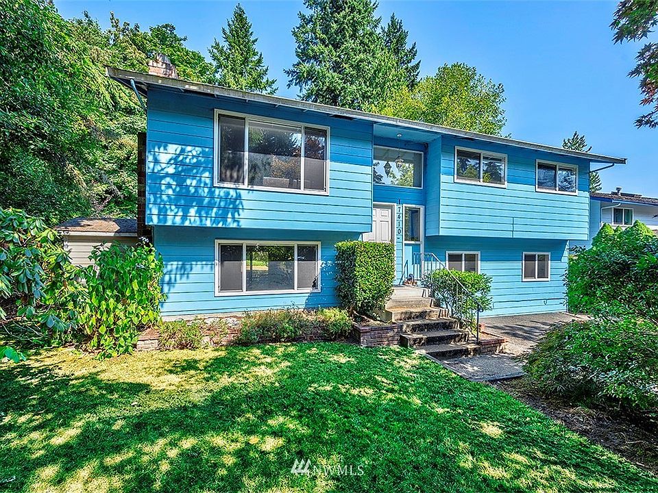Fabulous Cottage Lake Opportunity! Home Is Pre-Inspected - Great Report.  The Home Is Ready For Your Cosmetic Finishes To Make It Shine!