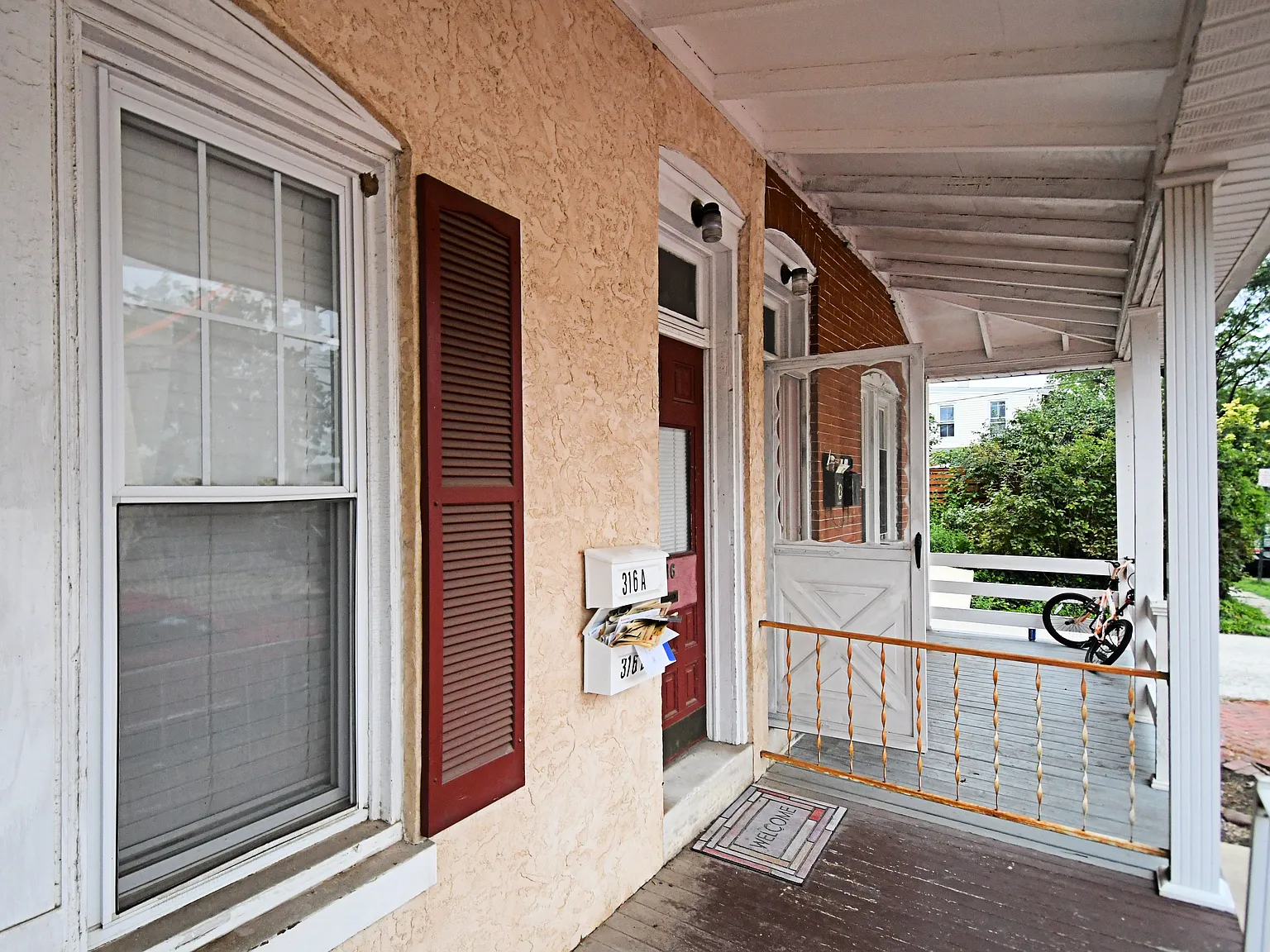 2 bed, 800 sqft, $1,650 — Photo 3