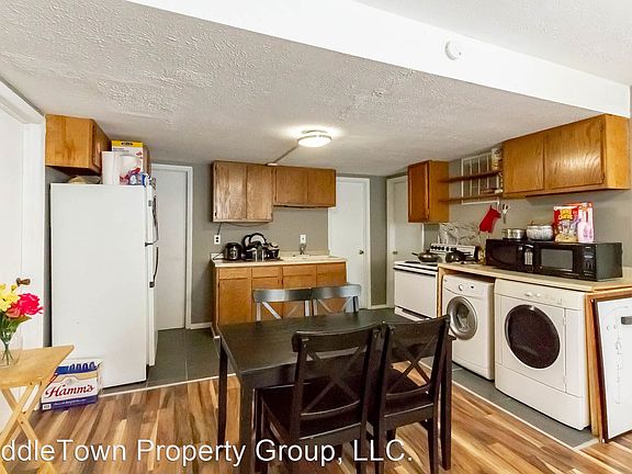 5th image of 321 S McKinley Ave