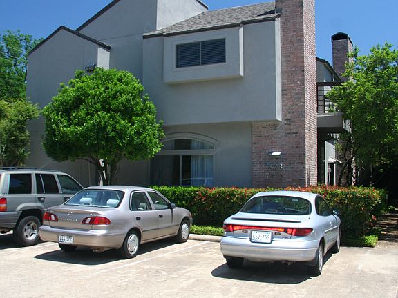 Exterior & Guest Parking