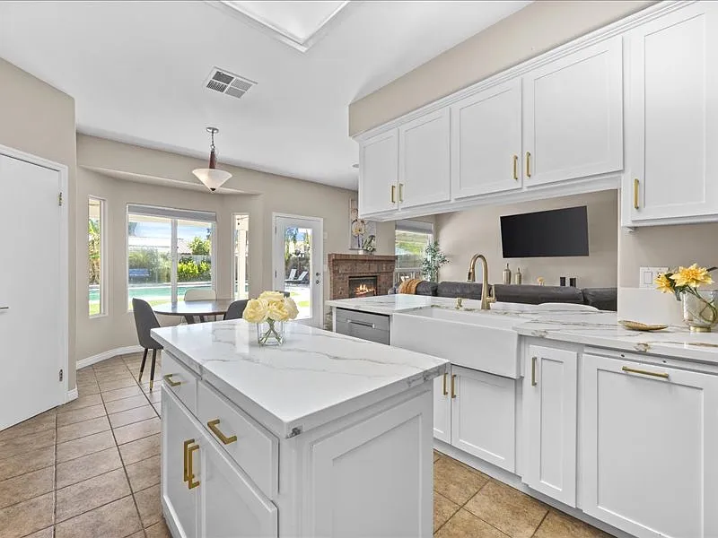 Dorsey Ct, Bakersfield — Photo 3