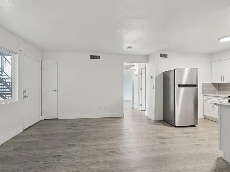 Copper Canyon Apartments — Photo 30