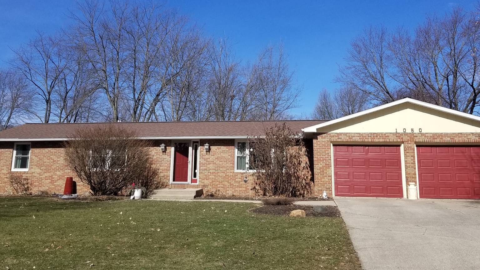 1050 Parkwood Dr, Nappanee, IN 46550 Zillow