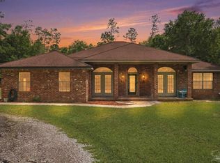 5111 Pilgrim Trl W, Molino, FL 32577