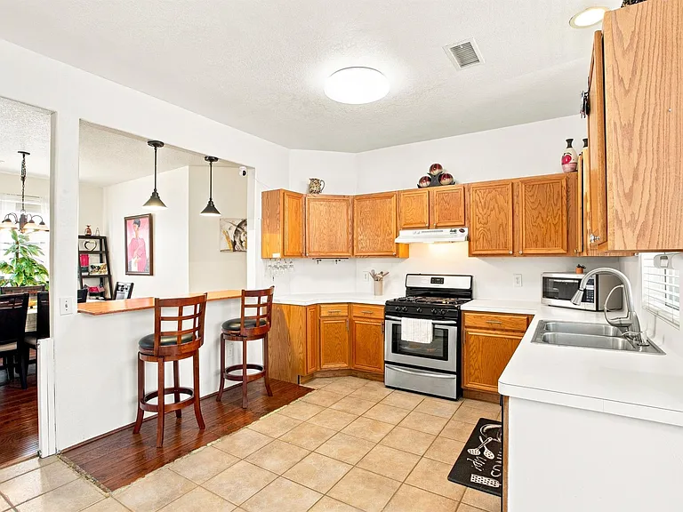 2910 Greenvalley Trail Dr — Photo 9