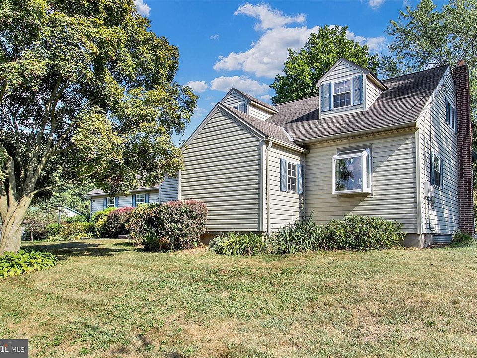 1211 Hoff Rd, Hanover, PA 17331 Zillow