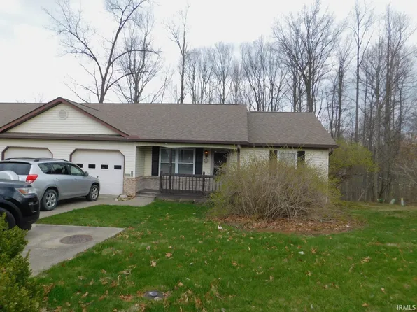 1103 N Forest View Dr N, Ellettsville, IN 47429