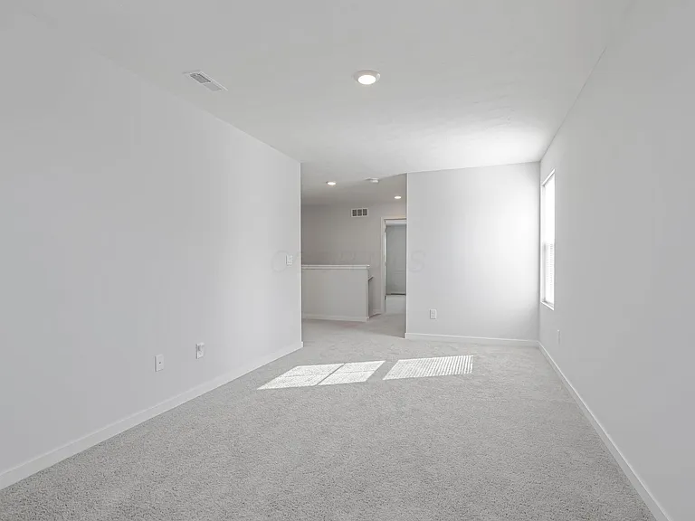 758 Leslie Dr — Photo 40