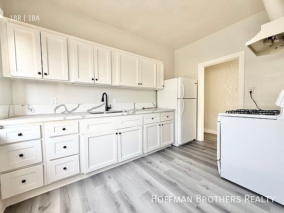3rd image of 2527 Cincinnati St #5