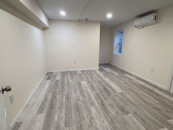 3rd image of 140 Gull Dip St #Basement