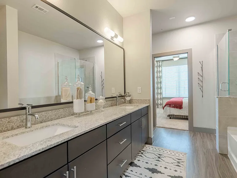 Oro Stone Oak — Photo 42