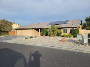 220 W Cielo Ave, Ridgecrest, CA 93555