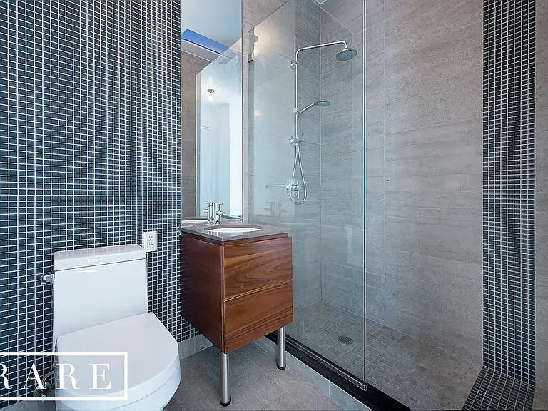 335 Carroll St #2D — Photo 8