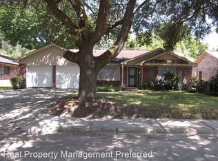 1405 Greenwood St, Baytown, TX 77520