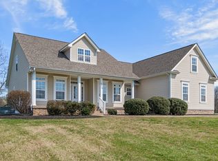 2226 Dr Robertson Rd, Spring Hill, TN 37174