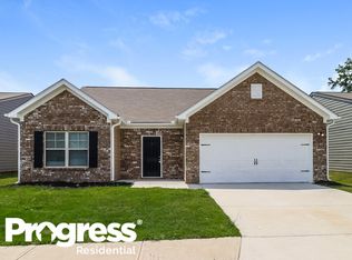 11151 Wind Ridge Dr, Hampton, GA 30228