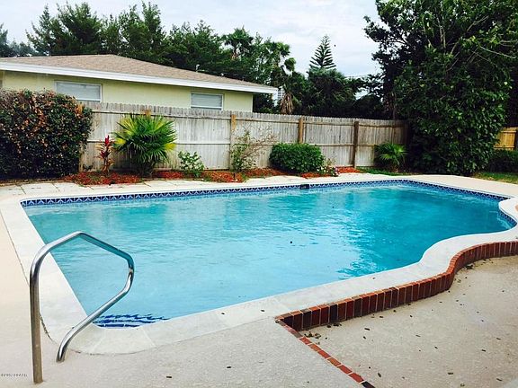 2nd image of 1236 Flagstone Dr