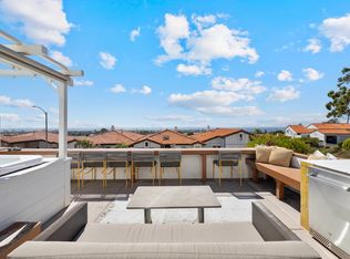6715 Clover Ct, Carlsbad, CA 92011