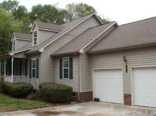 127 Nantz Ave APT A, Mount Holly, NC 28120
