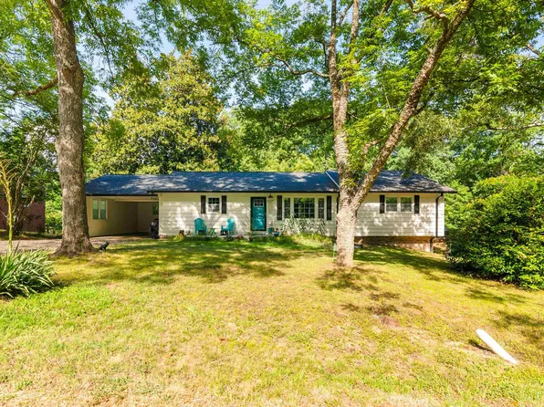 115 S Poplar Ave, Landrum, SC 29356