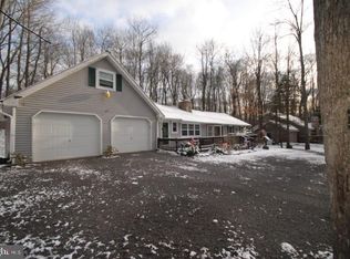 140 Ridge Rd, Pocono Lake, PA 18347