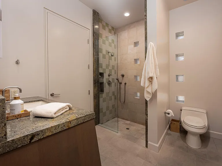 9 Rockcrest Dr — Photo 43