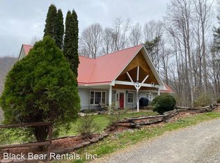 759 N Fork Rd, Black Mountain, NC 28711