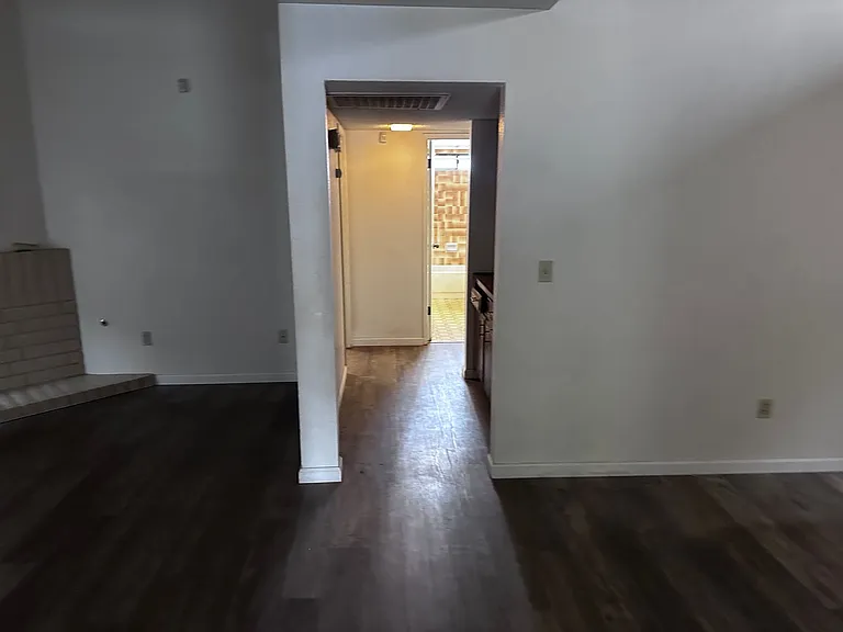 7131 Hanover Cir — Photo 10