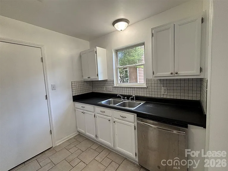 9419 Oren Thompson Rd — Photo 9