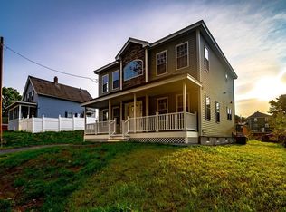 30 Midland St, Lawrence, MA 01841