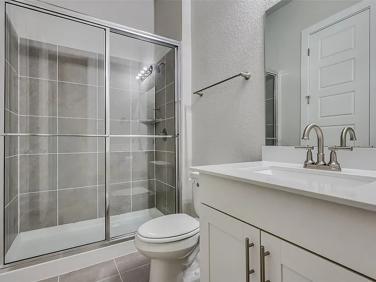 4318 Frankfurt Ln — Photo 31