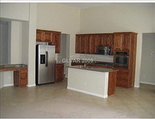 3rd image of 3729 Callahan Ave