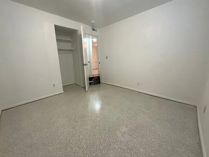 1124 Vitt Dr — Photo 18
