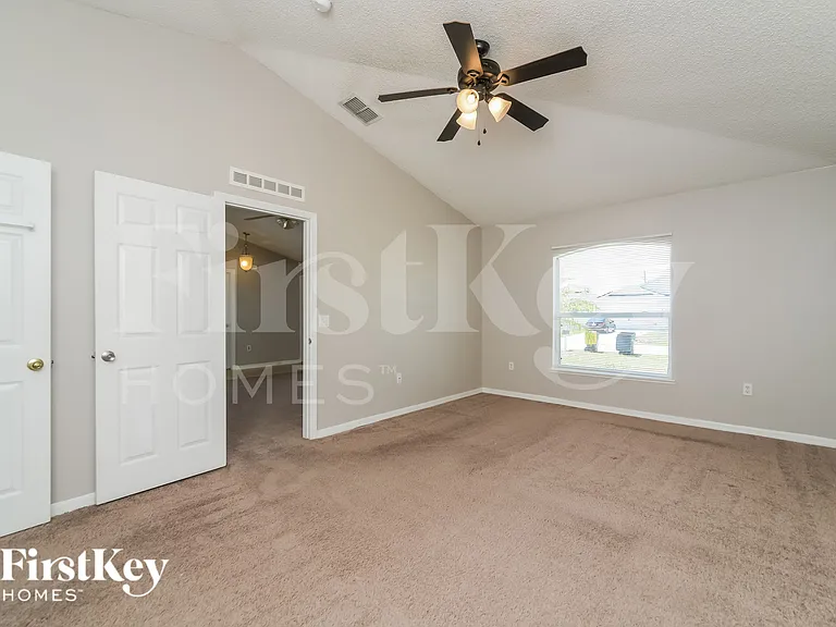 1417 Kissimmee Ct — Photo 11