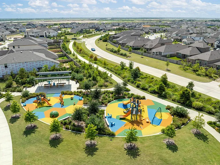 12534 Nueces River Dr — Photo 37