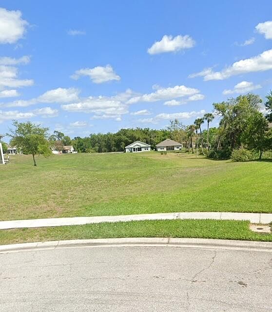 1st image of 673 Hollow Glen Dr