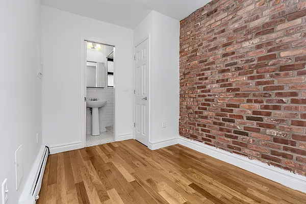 Rented by REAL New York | media 13