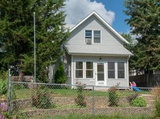 1406 S 17th St, Omaha, NE 68108