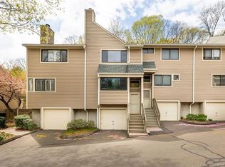 54 Sunrise Hill Rd UNIT 54, Norwalk, CT 06851