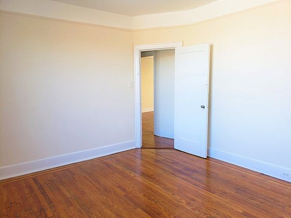 4th image of 58-06 43rd Ave #1D